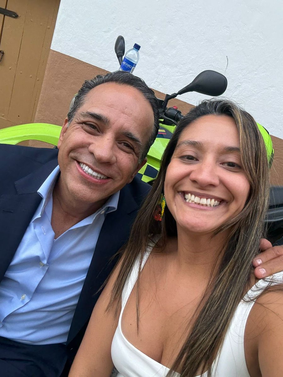 Ana Erazo tweet media