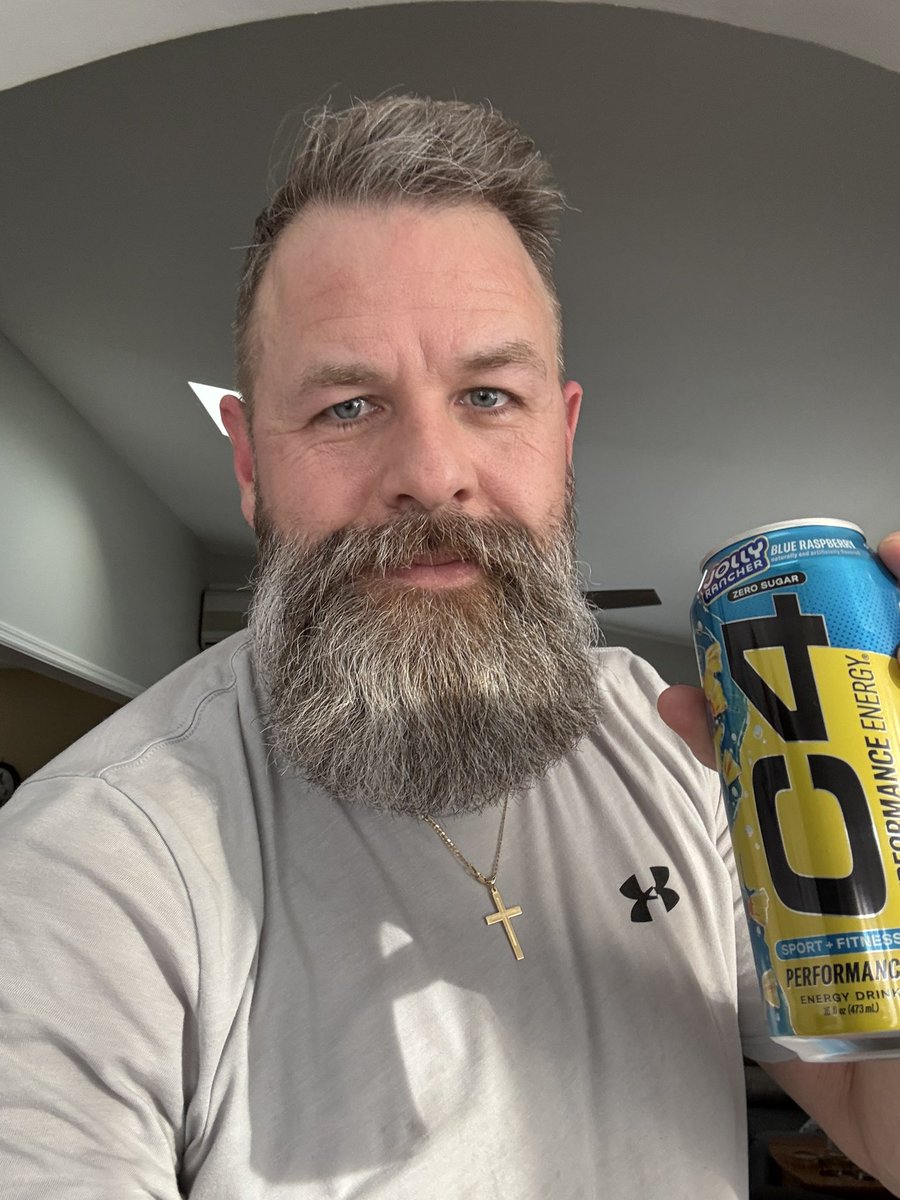JW_edsolutions's tweet image. 28 day program complete! On to the next one for this #thorglowup journey I’ve been on! I need to keep this momentum going! Cheers to my fellow workout warriors! Here’s to you! #faster #stronger #healthier #menshealth #mentalhealth