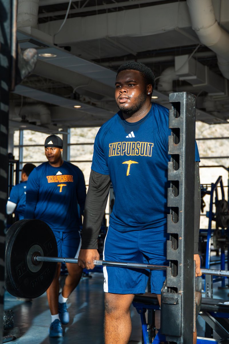 Truth Holmes tweet media