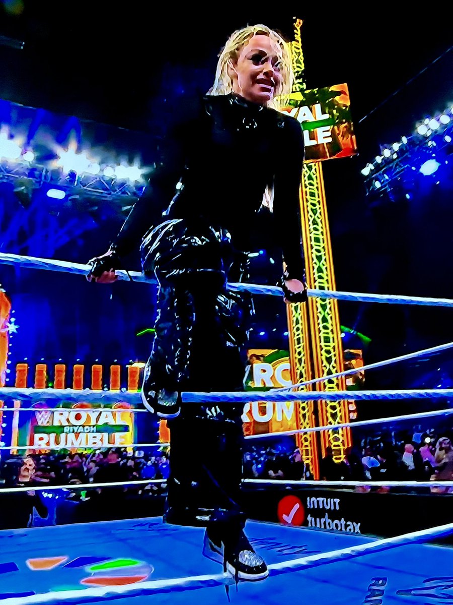 WarbucksDesign's tweet photo. Congratulations, Liv Morgan on winning the women’s Royal Rumble!! Awesome match. See you at Wrestlemania in Las Vegas. #wwe #RoyalRumble #wrestling https://t.co/RvBky0fJfx