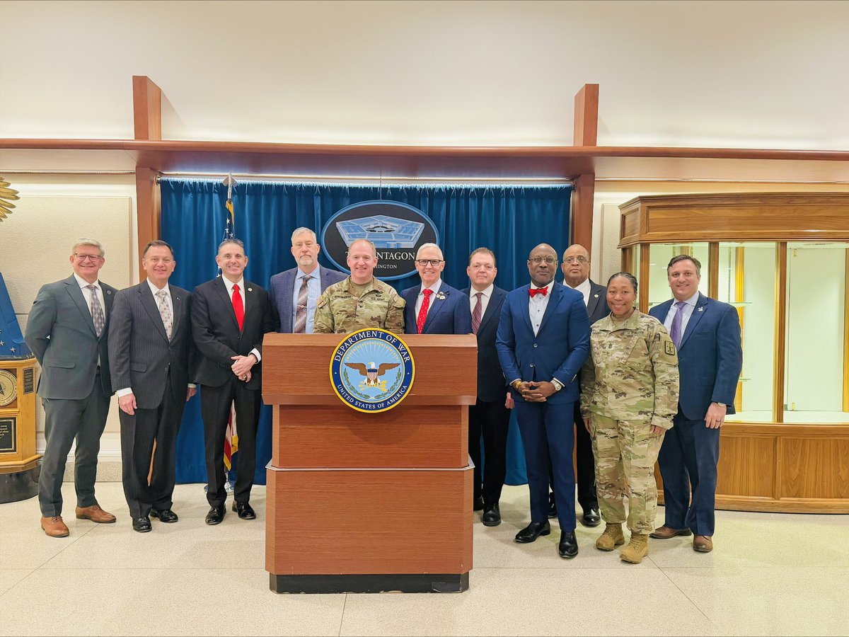 TinchNick's tweet photo. Your life can change in the blink of an eye when you trust God, and He has favored your life. 

Data, Quantum Technology, AI Agents, Breach Protection, Alternative Energy and Power, and Hydrogen, we are supporting and leading the way to protect our country's borders. 

#phlyalphas #watchtheyard ΑΦΑ 1906