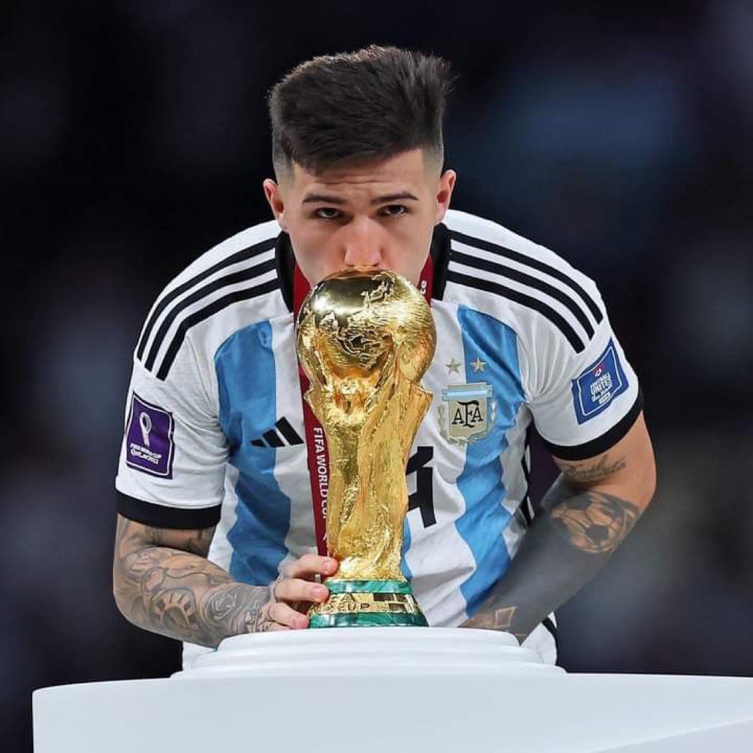 Do Arsenal fans have brains ? 😭