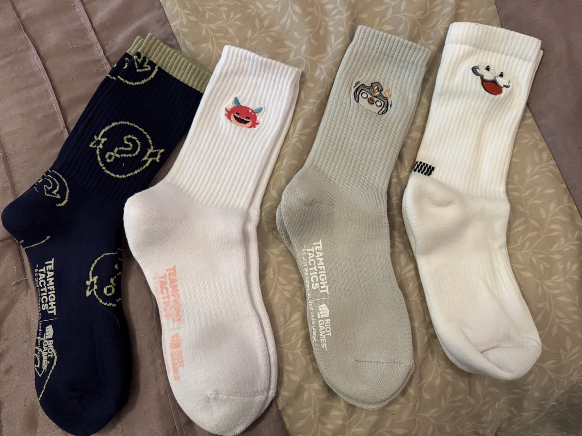 Riot Mort tweet media