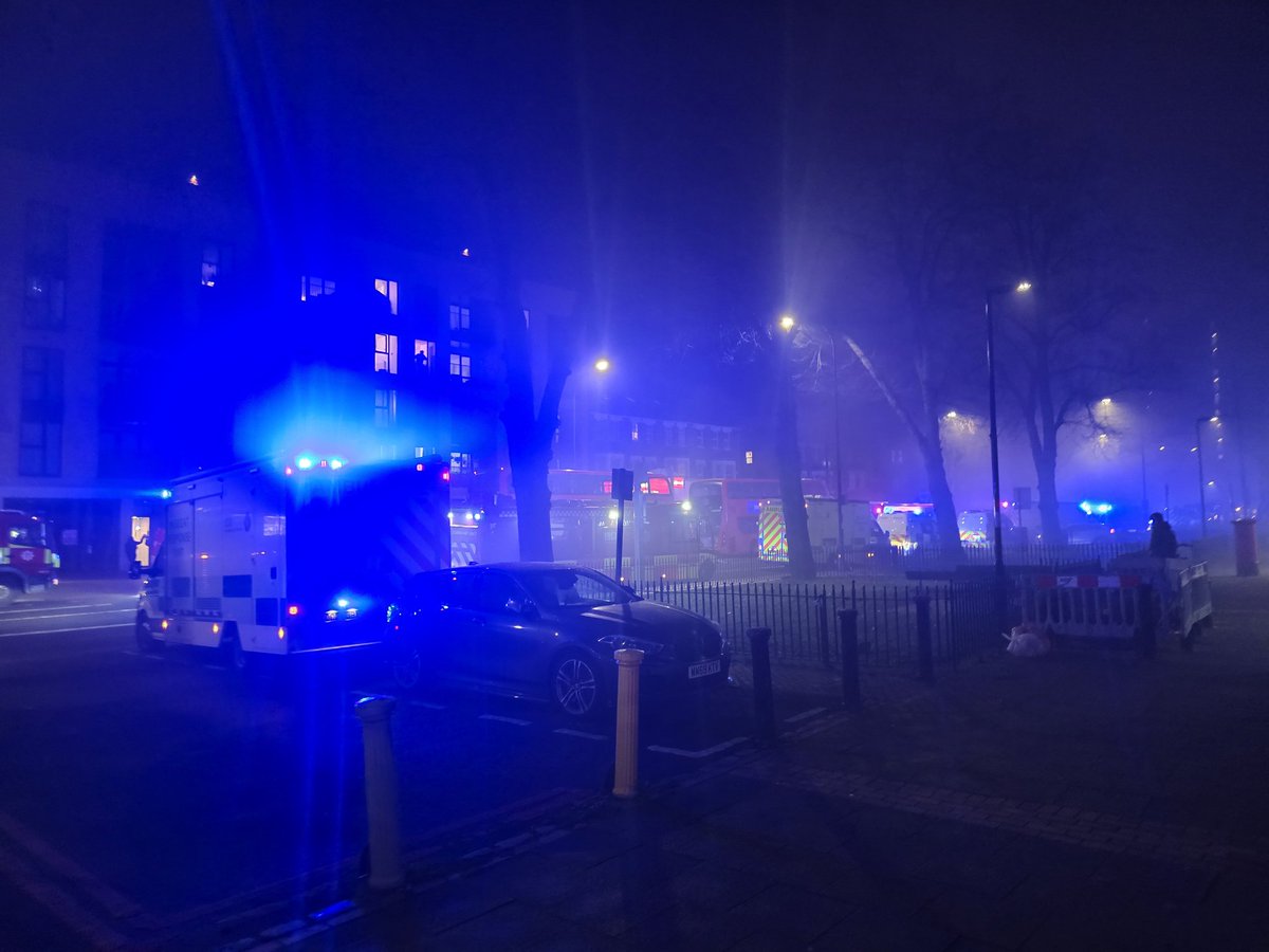 MichaelSnasdell's tweet photo. Large fire in Rushey Green this evening. Large attendance from all agencies. Fore crews working hard to tackle it. @NewsShopper @uknip247 https://t.co/XneSh9qpmF