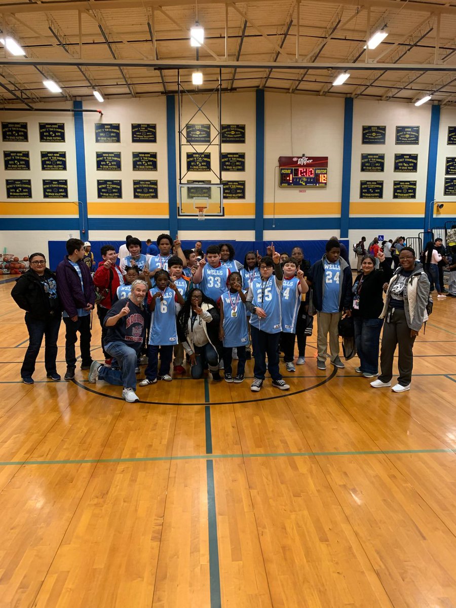 Edwin M. Wells Middle School tweet media