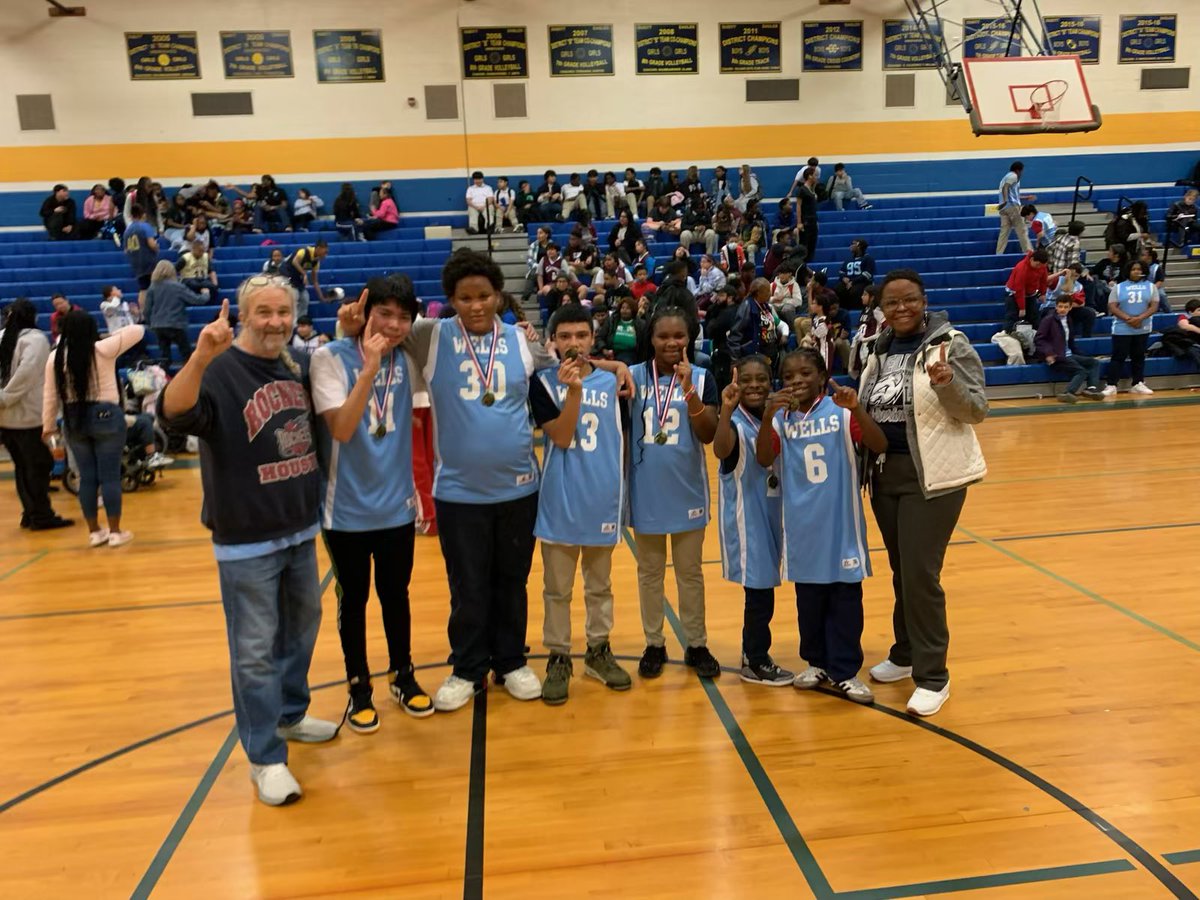 Edwin M. Wells Middle School tweet media