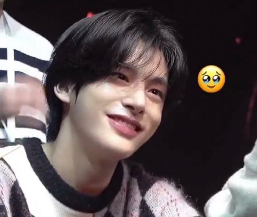 jake9226's tweet photo. eyes full of so much love https://t.co/iMG89oPIPZ