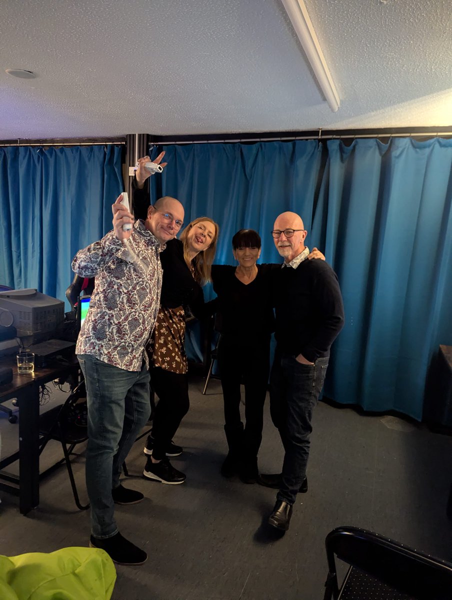F_S_Events's tweet photo. Isn't 6 7 getting old now? Anyways thank you all for a fantastic day we hope you all had as much fun as we did. Laser tag, gaming and archery, what do you want to try? 🏹🔫🎮

#LaserTag #Gaming #Archery #FunDay #OutdoorActivities #GameOn #AdventureTime #FamilyFun https://t.co/1UzJlWtLv9