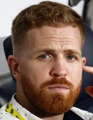 Nkunku, Beto ve Chermiti operasyonlarının taraftar tepkisiyle engellendiğini gördüler. Bu yüzden 22+3M€ maliyetle Sidiki’yi rahatça Fenerbahçe’ye çakabilmek için Kante ve Lookman isimleriyle oyalama operasyonu yaptılar. Başta Devin olmak üzere tüm yönetim derhal istifa etmeli.