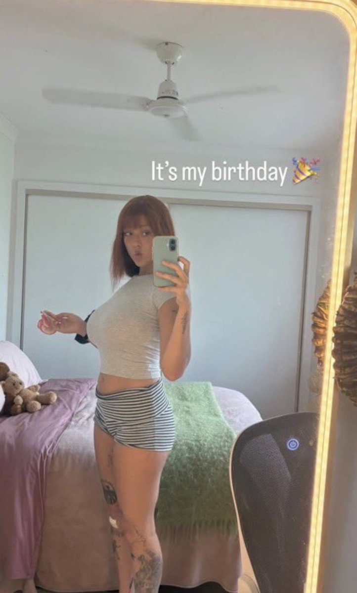 sabrina nichole tweet media