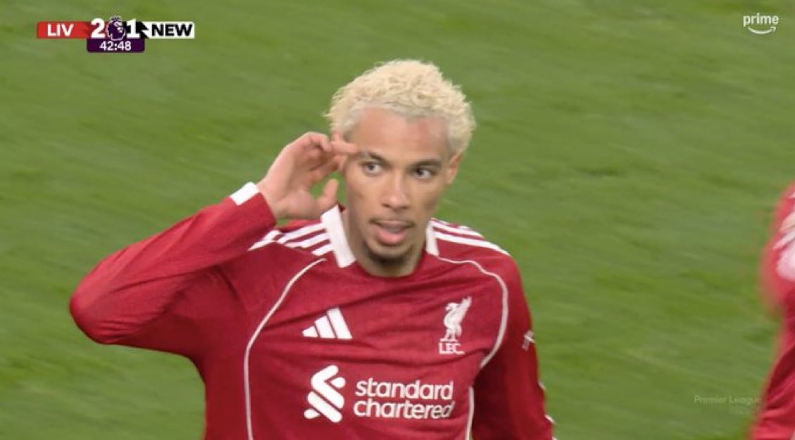 هوغو ايكتيكي يسجل الهدف الاول
هوغو ايكتيكي يسجل الهدف الثاني

😱😱😱😱😱😱♥️♥️♥️♥️♥️♥️♥️