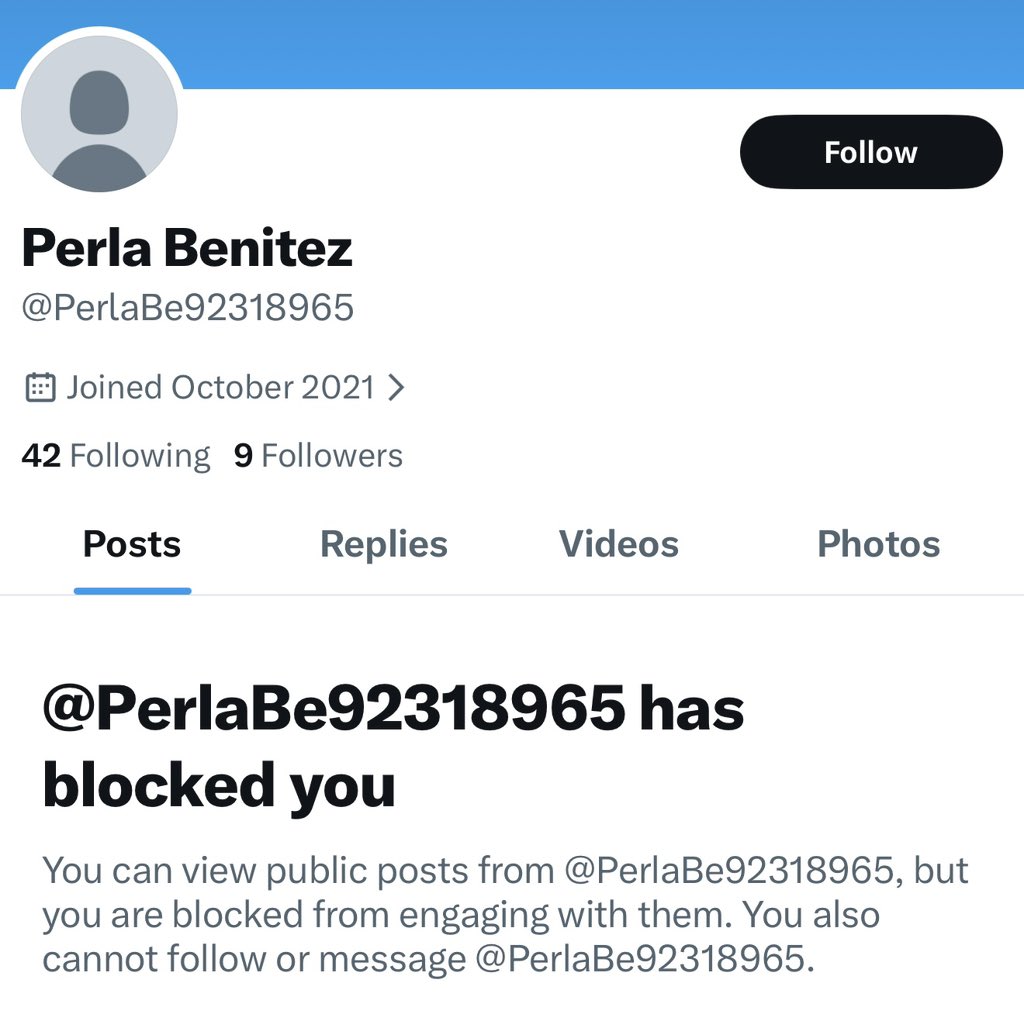 MadxHatt3rr's tweet photo. @hexsaber She got mad at what I said and blocked me, but she follows the OP and has no problem with the tweet they posted.
Could it be the author’s fake account? https://t.co/1yMciZbdNb