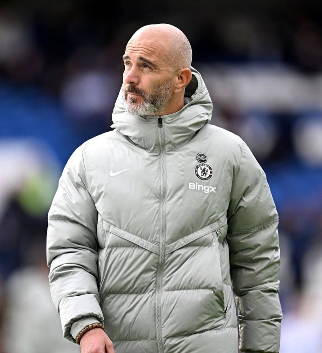 MatchDCentral's tweet image. 🚨OPINION: Clear difference between Rosenior and Enzo

Rosenior finds himself 2–0 down at half-time and acts straight away bringing on Cucurella, João Pedro and Fofana, and the game turns.

Maresca, in a similar spot, would likely stay patient and only make a change around the…