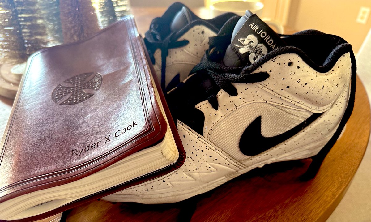 Offers.
Rankings.
Recruiting.

Before any of that,
God already had a plan.

In Him, I’m already chosen.
Don’t miss the greatest offer ever.
It’s the one that comes from Jesus Christ.