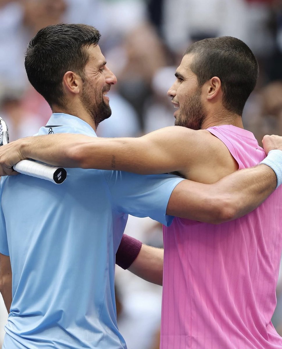 SilvioPronos's tweet photo. SI DJOKOVIC BAT ALCARAZ J’OFFRE 100€ 🎁 dans les RTXFAV ♻️❤️

200€ si tu est inscris sur betify: https://t.co/7herKulrOg 😍 https://t.co/LCc9zLE6V2