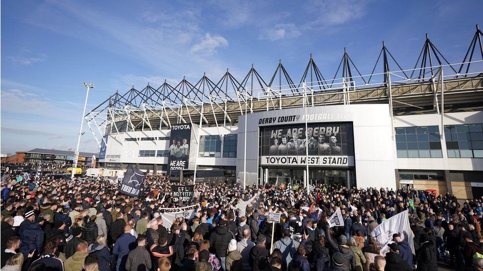 phillowe1's tweet photo. Four years ago, We've come a long, long way together
Through the hard times and the good.
We are on schedule with our renaissance but there are many many fans who are blissfully unaware of what a mess their club is in and in for a nasty surprise.
We won’t be dancing on their graves but we will always remember those who would have danced on ours.
What goes around comes around.
Keep the faith Derby fans we are in superb hands now.
#dcfcfans @dcfcofficial