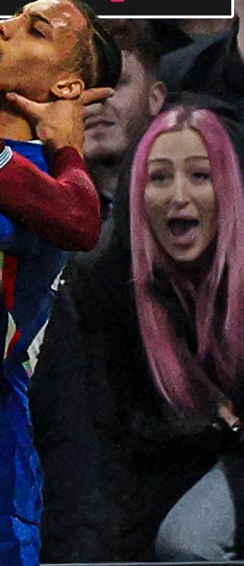 start32496's tweet image. She enjoyed it