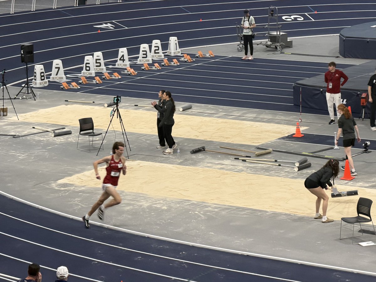 Oisin Spillane takes home 2nd place in the mile at the Inland NW Invitational with a time of 4:13.82! Jason Habash (5th) and Anthony Erikson (8th) both also place in the top-10! #GaelsRise