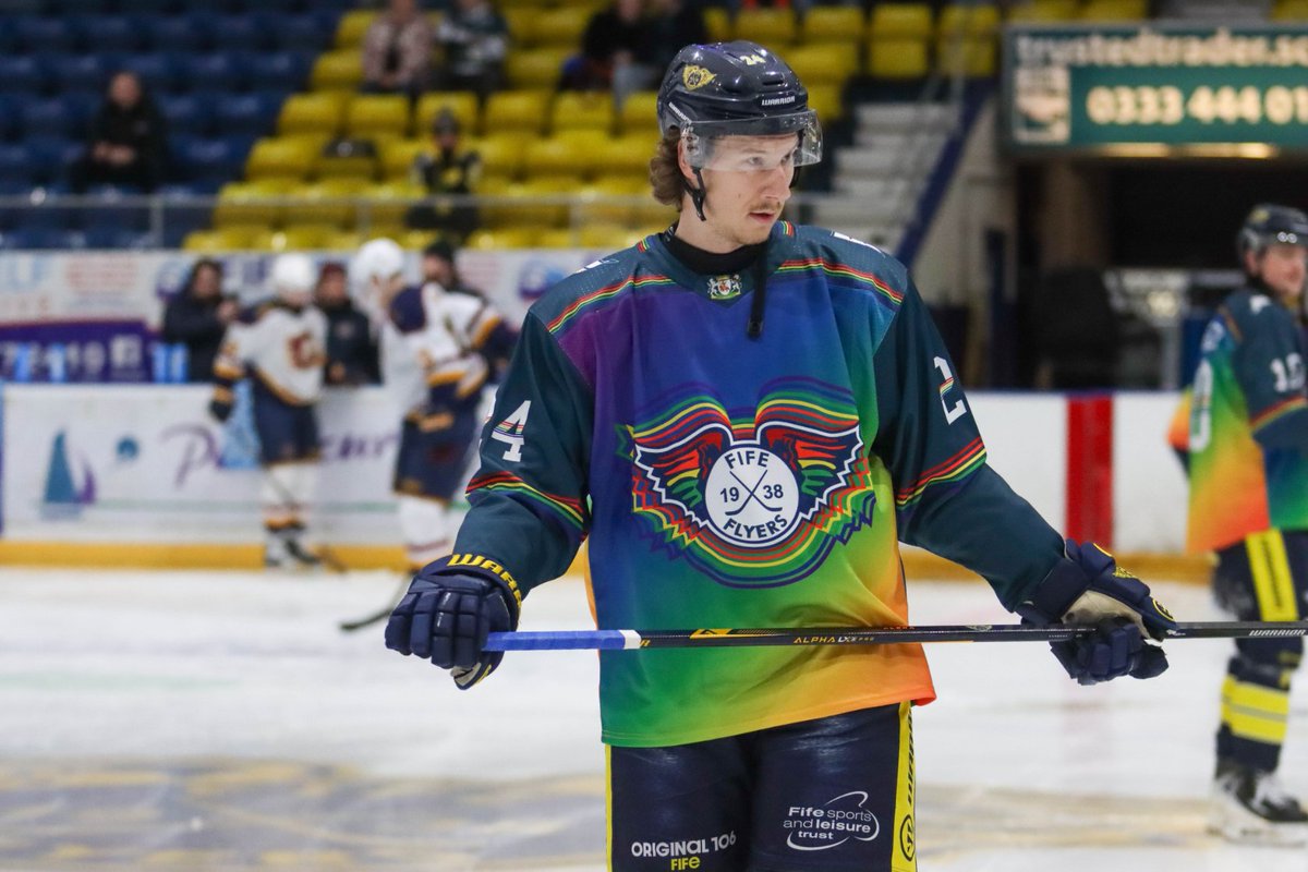 Allan Crow tweet media