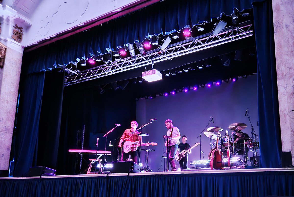 Don't think they're on Twitter,  but if you're a Radiohead fan, check out The Radiohead Project. Five talented youngsters playing excellent covers but not in anyway parody. Would love to hear their own material too.