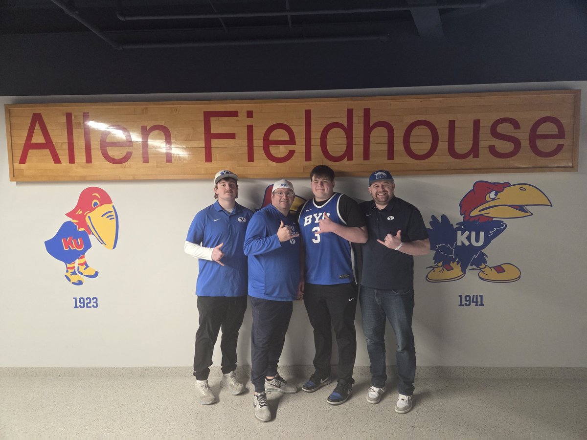 chris Murphy tweet media