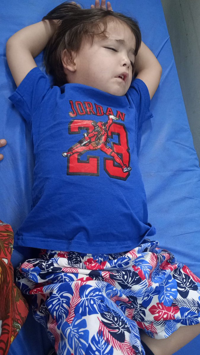nezla040122's tweet photo. Gente estamos internados con zlatan, su tratamiento no ayudó y estoy sin un peso hasta el viernes el que pueda ayudarme para sobreoasar estos días de intencion. Se lo agradezco 

Alias: nezla4122mp
CVU: 0000003100069951258256
Nombre: Kevin David Guevara Rodriguez https://t.co/4Z55YsooB1