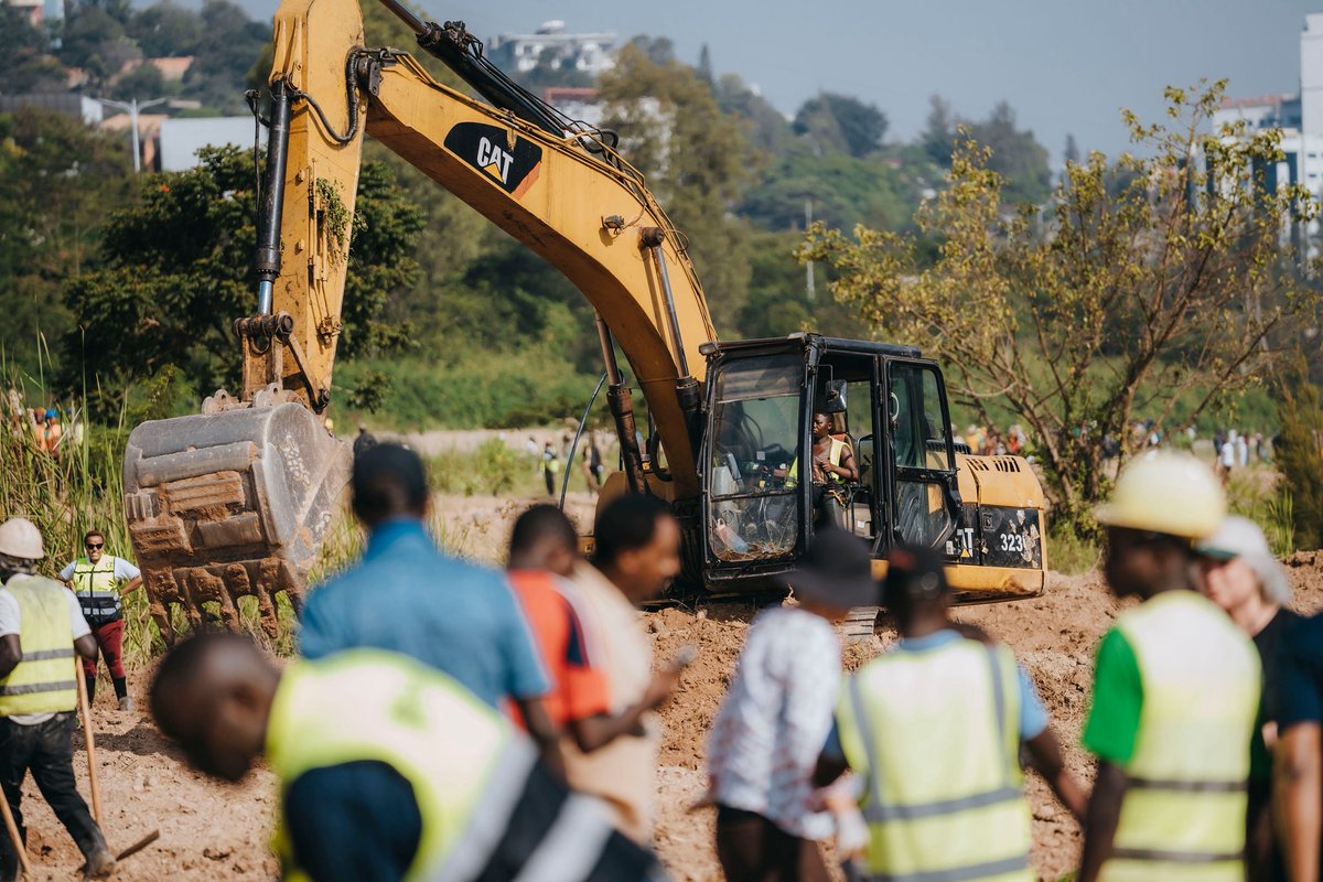 rcl_rw's tweet photo. We commemorated World Wetlands Day at the project site, joining partners and stakeholders in reaffirming that wetland protection is a shared responsibility. This moment highlights the importance of collective action in preserving wetlands.

#rcl #real #umuganda #realproject https://t.co/2lsb8pUjGB