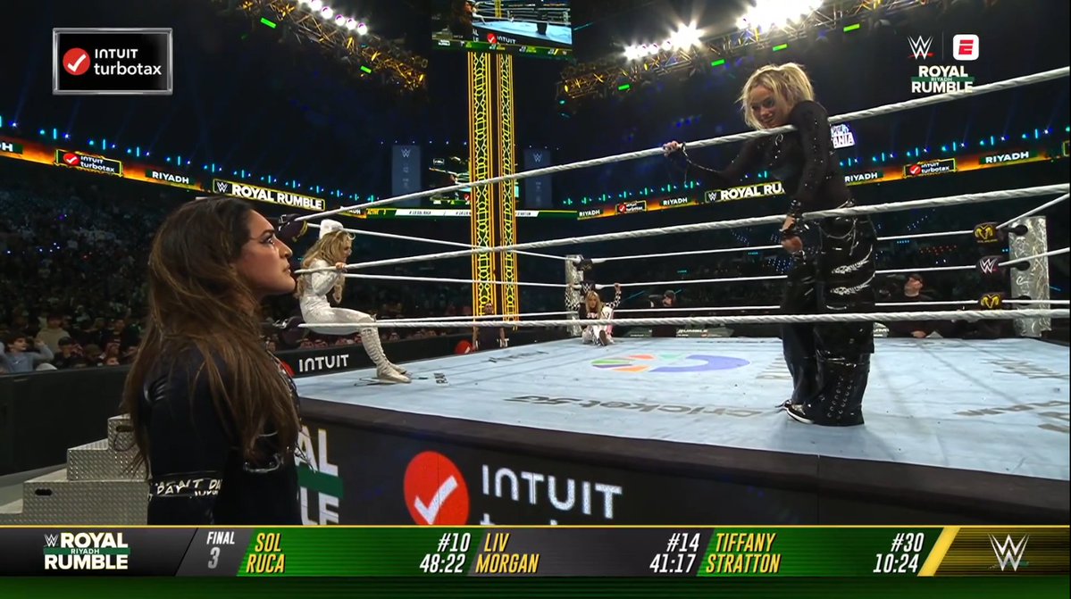 💔😭  
Betrayal comes from those we know.
<a href="/RaquelWWE/">Raquel</a> <a href="/YaOnlyLivvOnce/">LIV Morgan</a>
#RoyalRumble #Judgementday