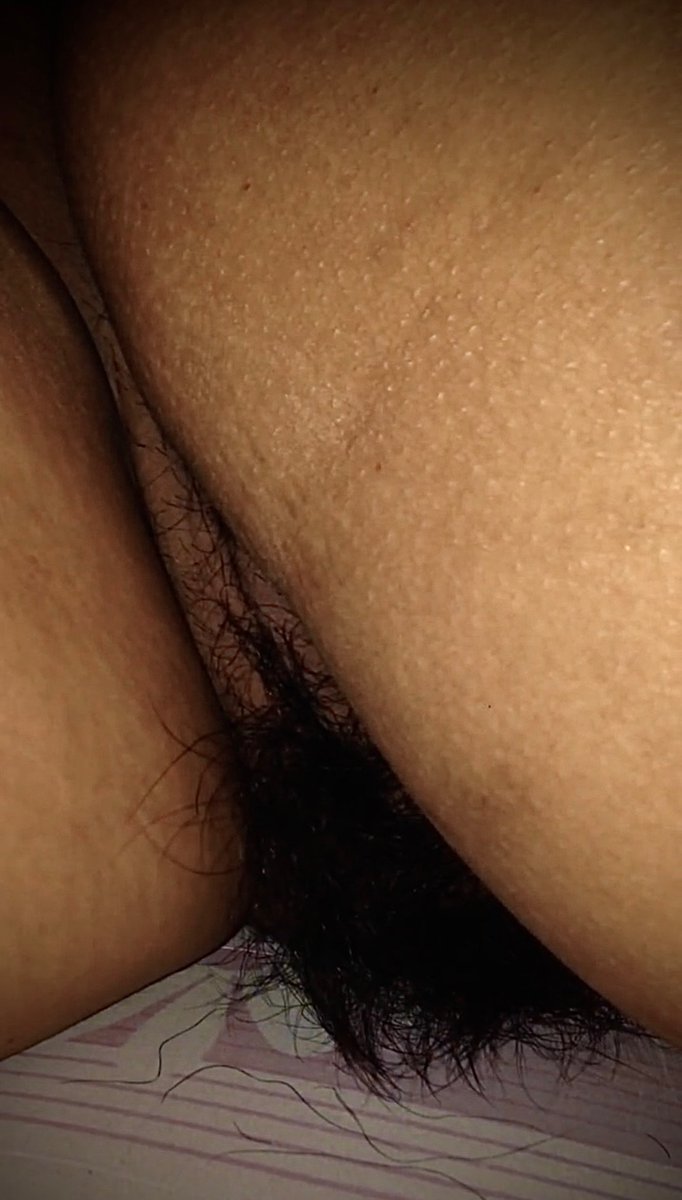 แอบดูแม่ ขี้เมากินเหล้าจนน๊อคทุกวัน tweet media