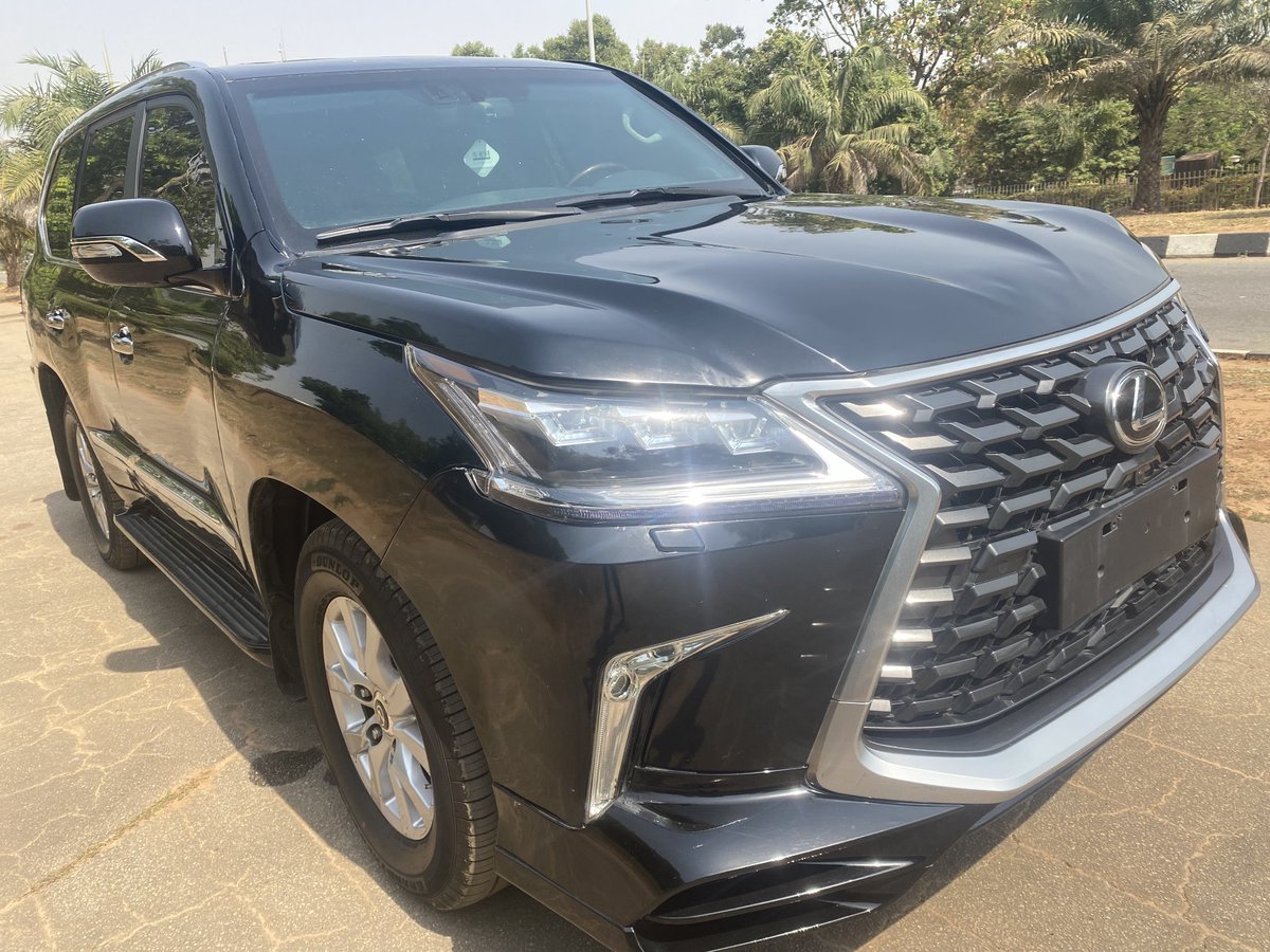 MotorsNg's tweet photo. 2012 Lexus LX570 Bullet proof Upgraded Forwrd 
Neatly And Carefully Used by A VIP 
Engine Untempered 
Ac Chilling
Interior And Exterior Is Clean 
Document Fully Available 
Price:#65M Naira
Phone 📱 08118755902,07017109093
Location:CBD Abuja 
Serious Buyers Only

#fypviraltwitter https://t.co/lc02lI6fgd