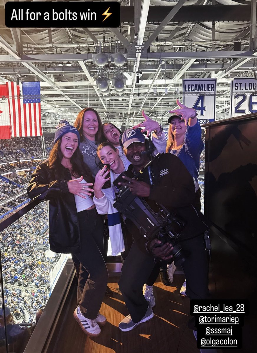 SunshineAngel_7's tweet photo. Bolts win 🔥🔥🔥 https://t.co/2qKkaDpDKG