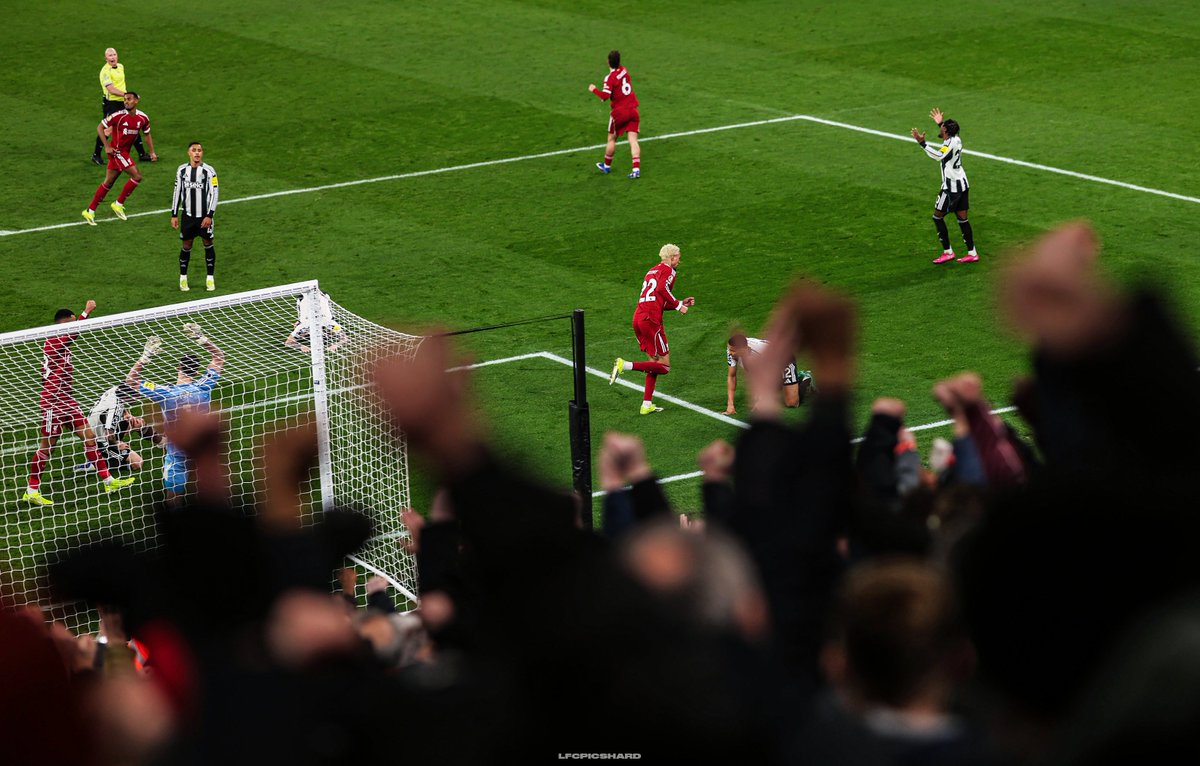 Liverpool Pictures That Go Hard (@lfcpicshard) on Twitter photo 