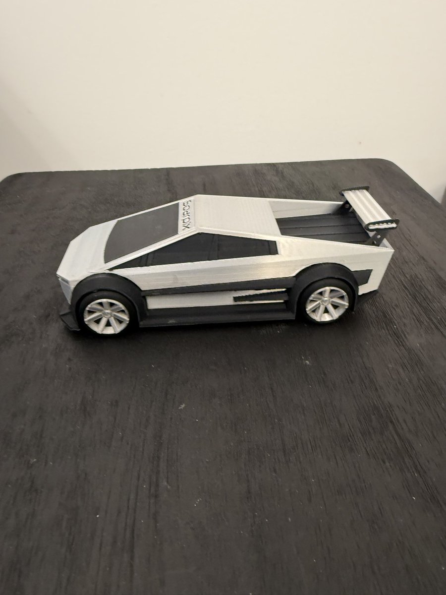 Bighugh53's tweet photo. We bout to take this to the next level!! #3DPrinterLife #NerdShit #BigAssKid https://t.co/oMxIBUvjUN
