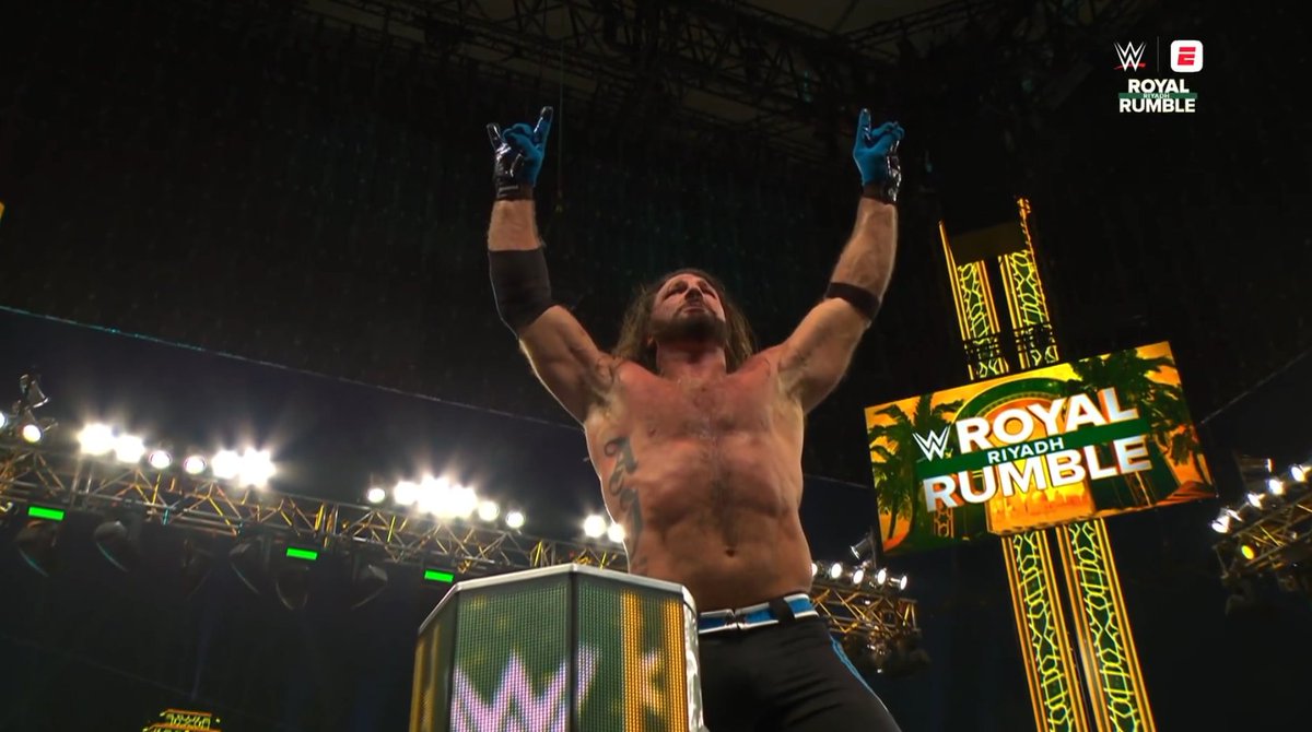 Sean Ross Sapp of Fightful.com (@seanrosssapp) on Twitter photo 