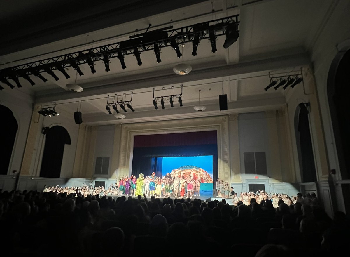 Ms. Dipaoli 🍎🖍❤️ tweet media