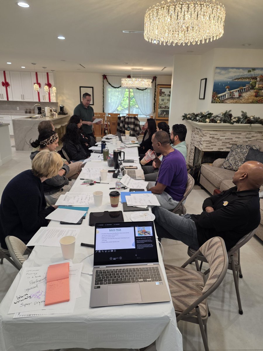 LillitL's tweet photo. So honored to host &amp; facilitate Board Retreat w/ @sfcitychamber The team 
🌟had fun with team building activities
🌟was fully engaged with the discussions 
🌟walked away with a clear forward &amp; upward path for 2026. I so enjoy working with passionate, committed, &amp; servant leaders! https://t.co/vgBJzVMy34