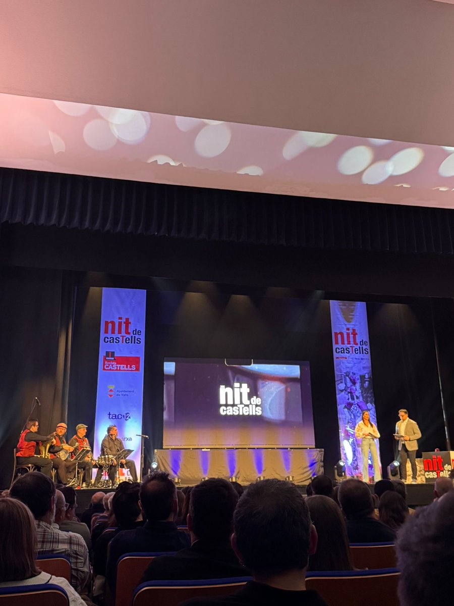 Castellers de Berga tweet media