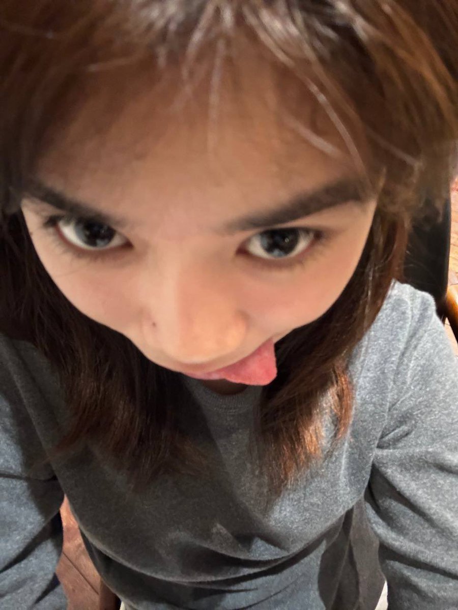 gesllainee's tweet photo. hny hbd syde hbd yrrah congrats everyone https://t.co/h5aH21YtNM