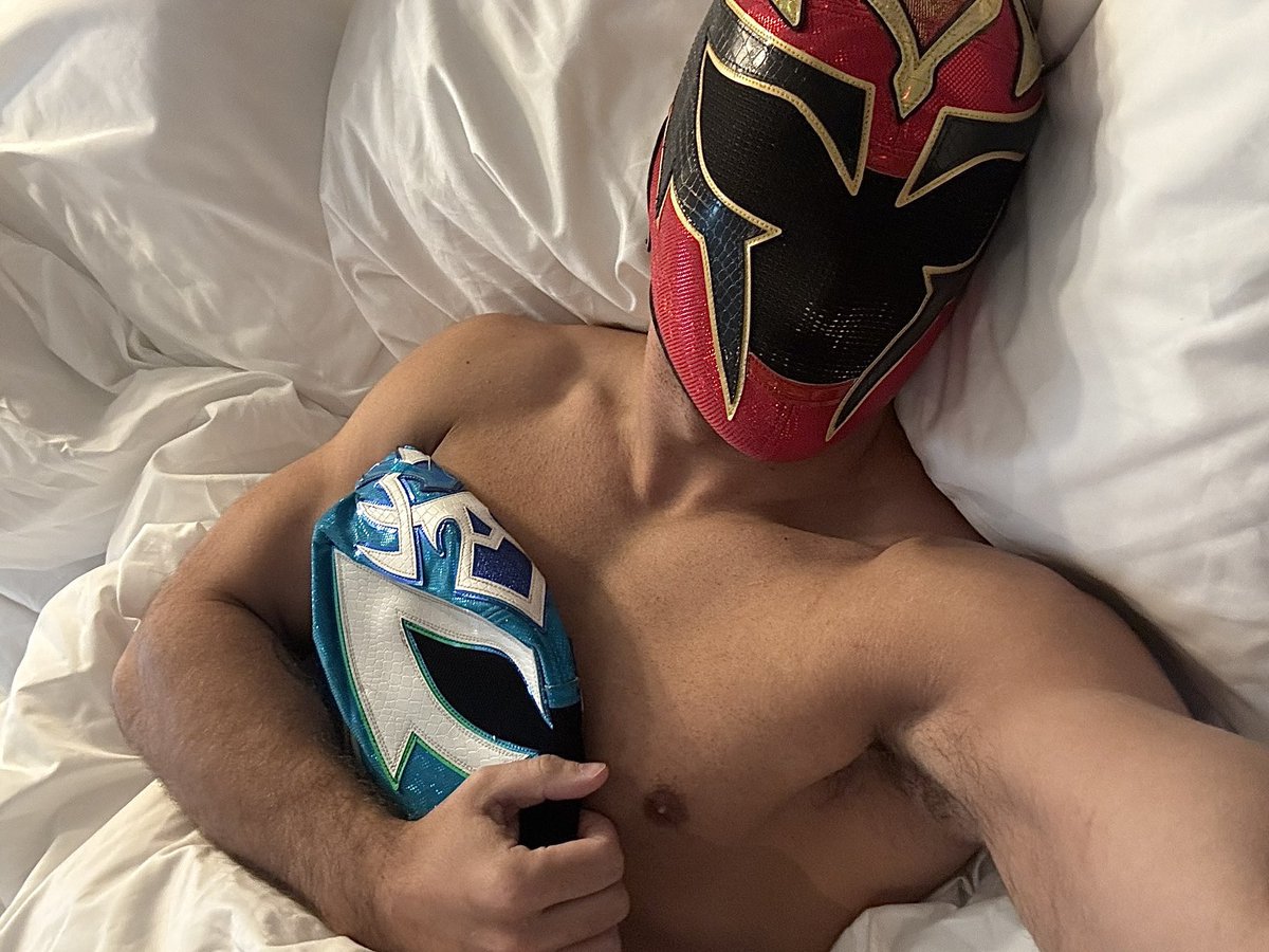 UnMaskedSpeed's tweet photo. It feels good to have my mask back! https://t.co/MRip27N9KG