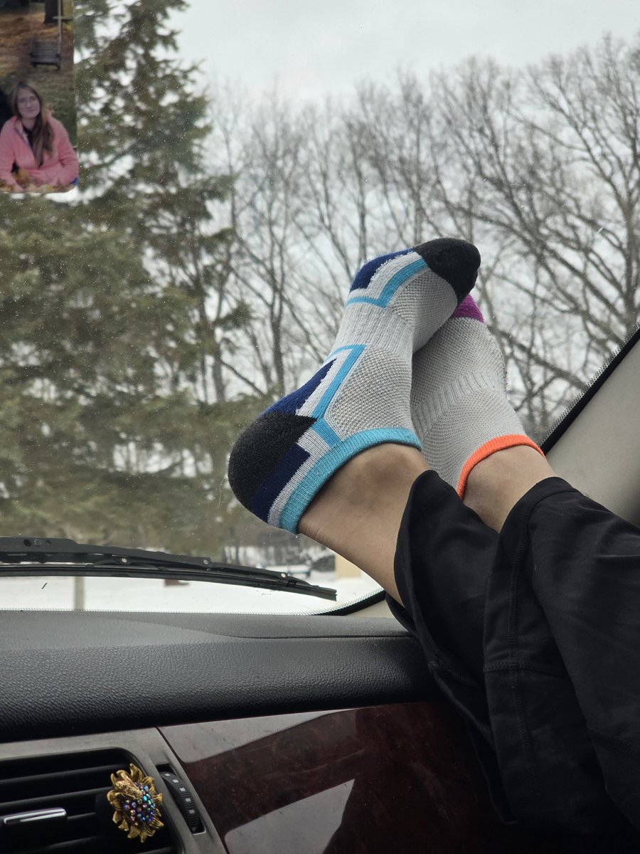 Wantsocks2024's tweet photo. Anyone interested in my mismatched ankle socks? These will be for sale soon but go check out my other links. 

https://t.co/WMGNGowcEv

#socks #dirtysocks #smellysocks #socksforsale #buymysocks #anklesocks #cutesocks https://t.co/AACjEcbfKG