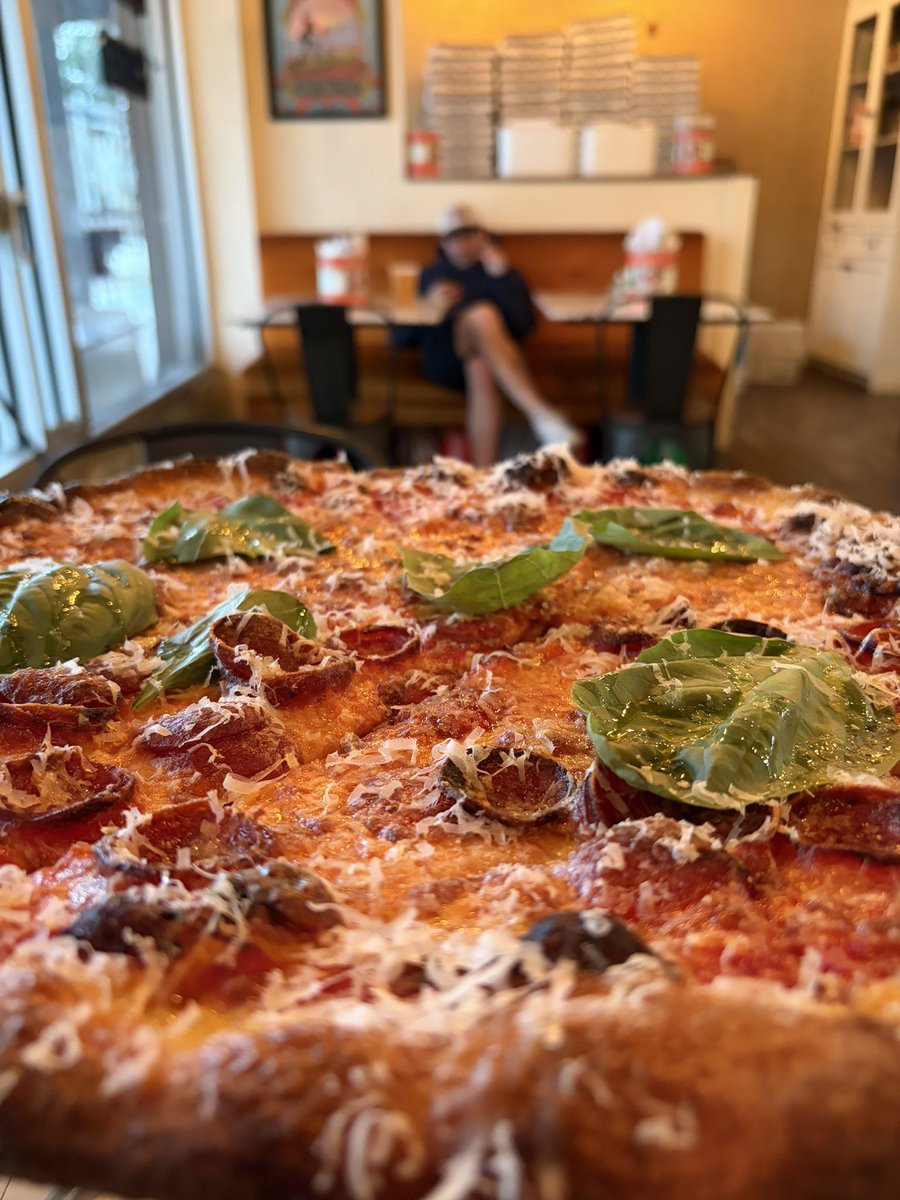 LADE BACKK tweet media