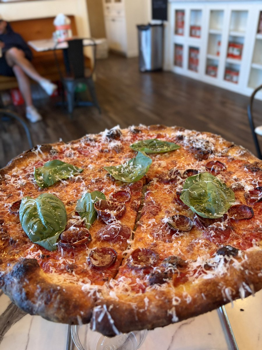 LADE BACKK tweet media