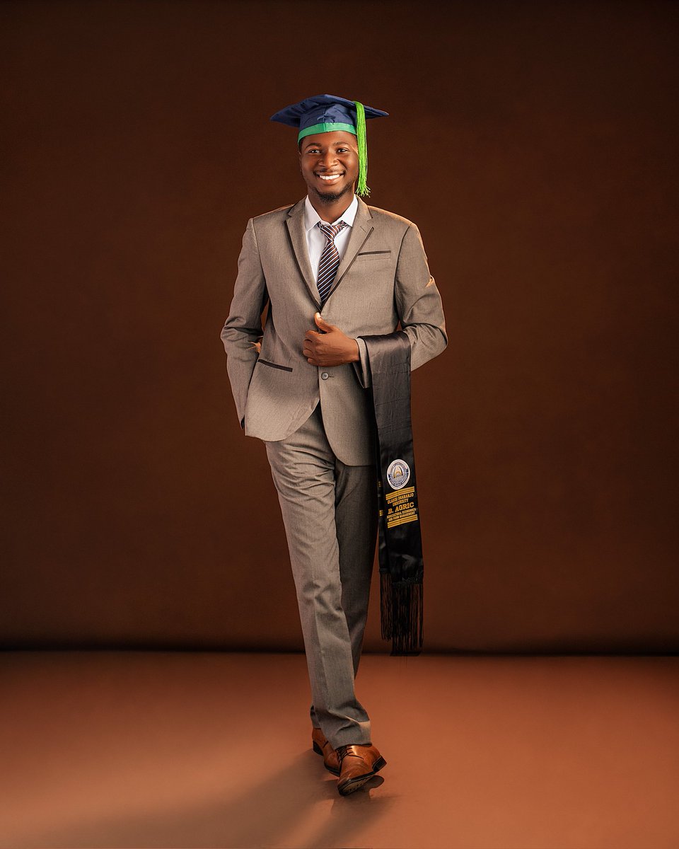Profluminous's tweet photo. They see the gown and the smile today, but they didn’t see the silent war I fought to get here.
This degree is more than an academic milestone; it’s a trophy for every time I almost walked away. 
To the version of me that wanted to quit: Thank you for holding. We finally made it. https://t.co/ik5UJ0gr2a