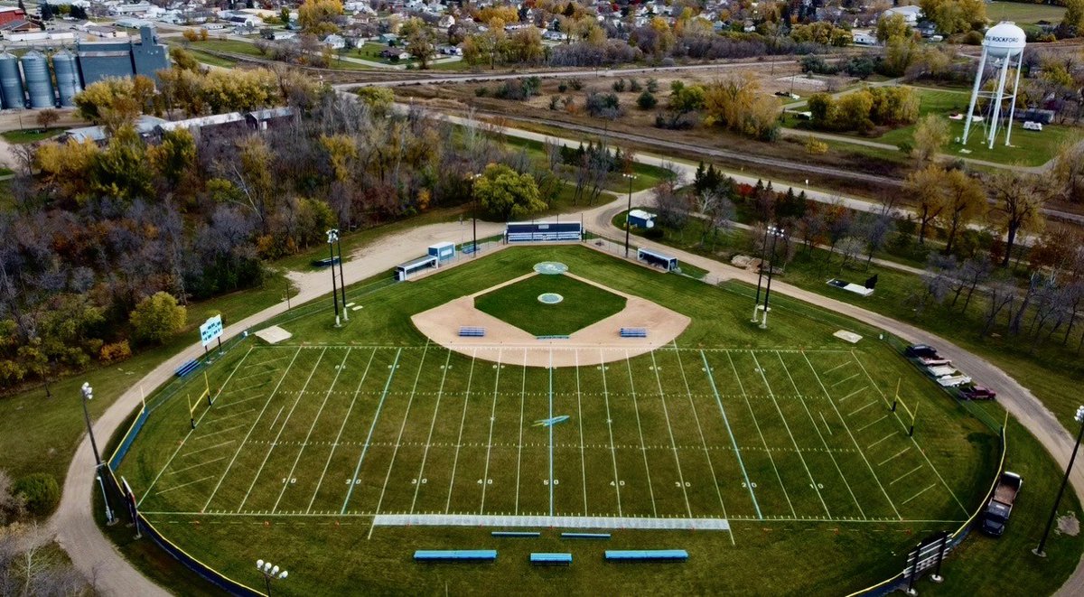 NDFBfields's tweet photo. Today's field brings us to the home of the back to back 9-Man State Champs: the New Rockford-Sheyenne-Maddock Rockets. The field gets used in the spring and summer for the Sheyenne-New Rockford Black Sox baseball team. Thanks to Coach Elliott Belquist for the beautiful pictures. https://t.co/4wmqQritb3