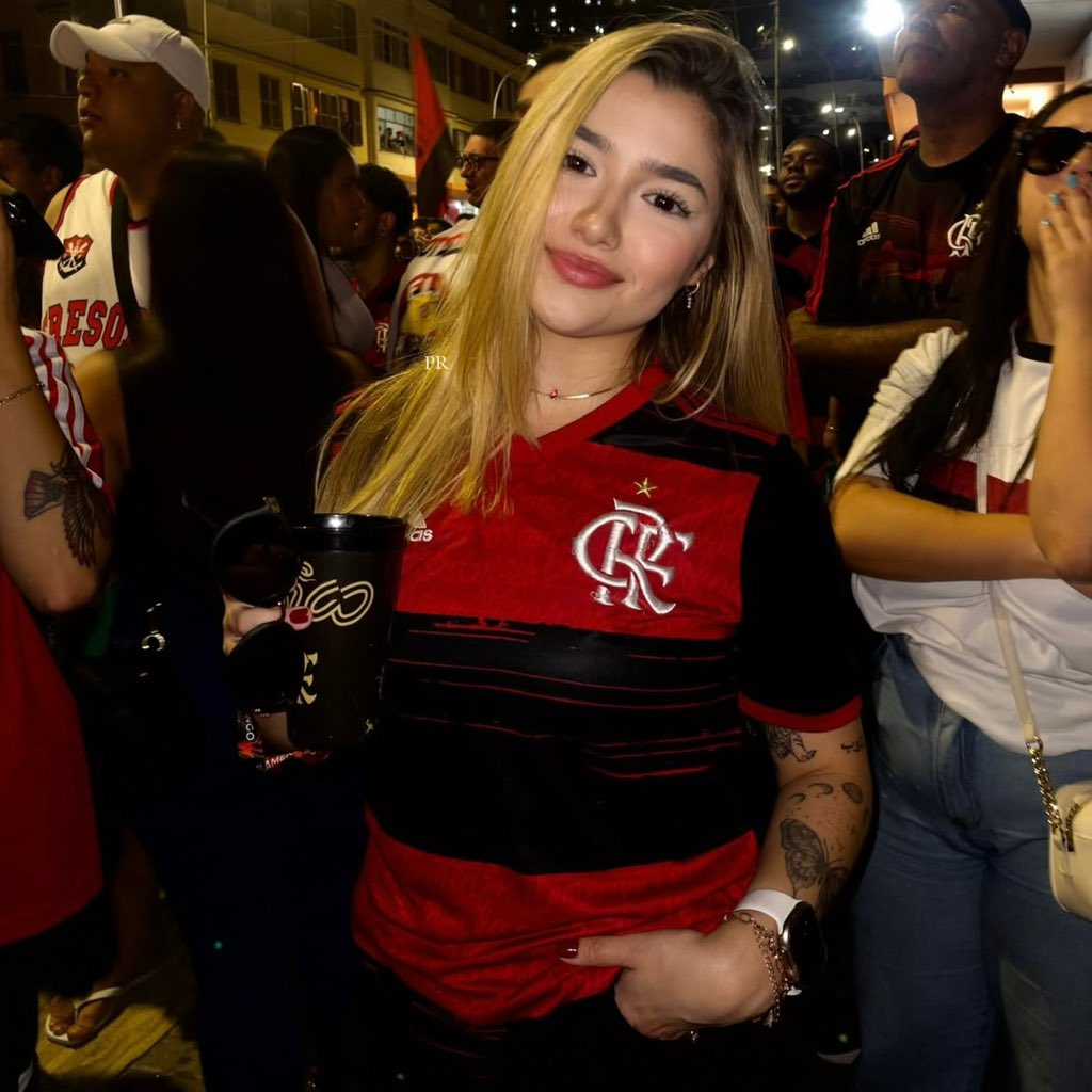 Pela Rua FC tweet media