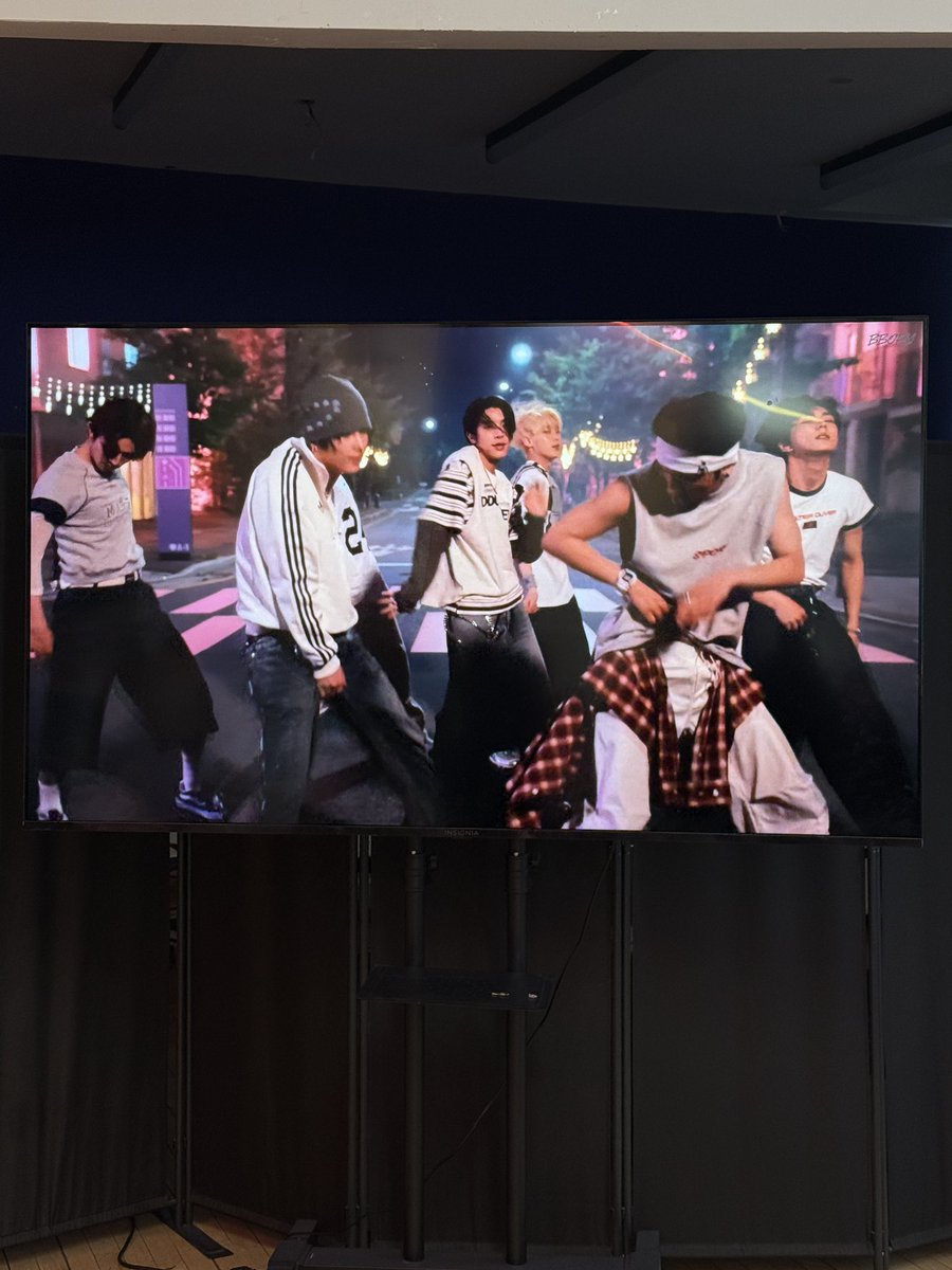 Ashley (지영) tweet media