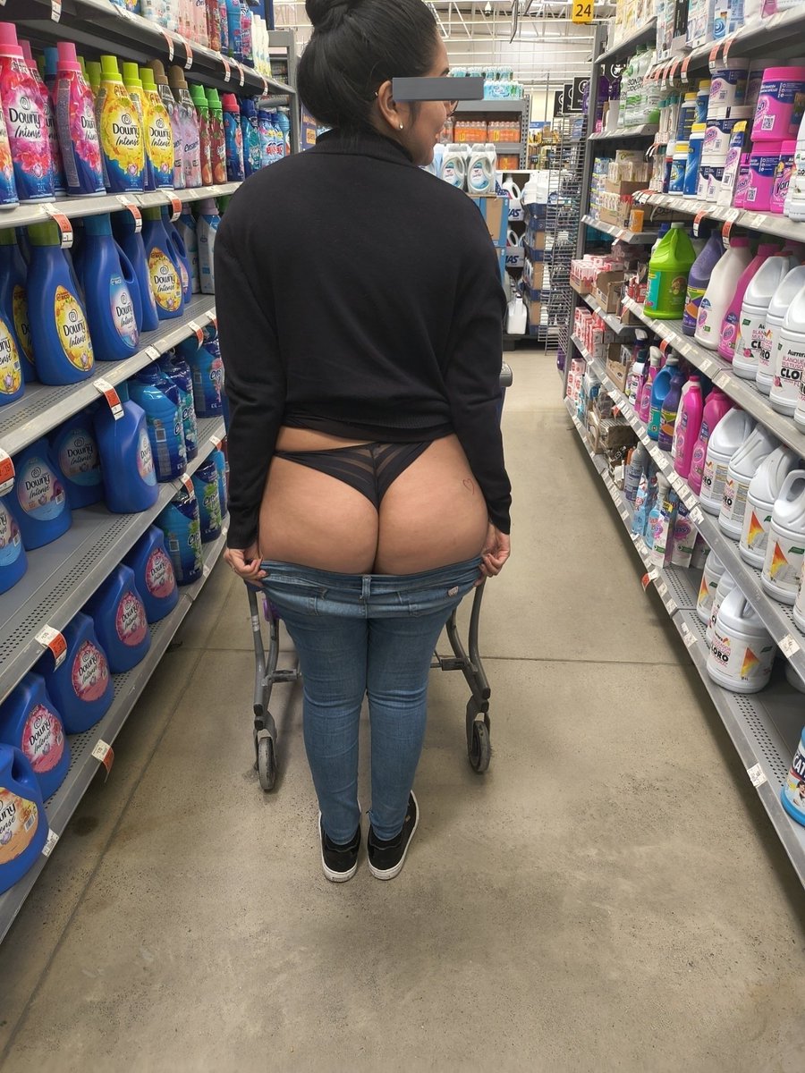 YozCDJRZ tweet media