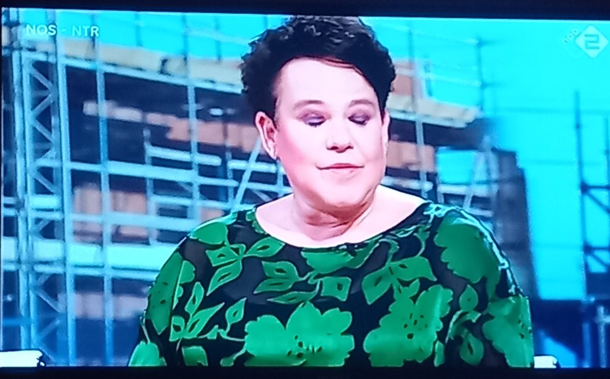 Deze mevrouw maakt de stad Utrecht kapot.

#Nieuwsuur