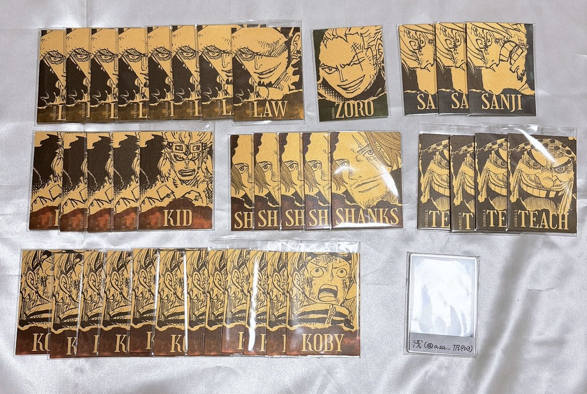 asa_TR903's tweet image. 【交換/譲渡】ONEPIECE ワンピース 黄金カードコレクション

譲▶︎ゾロ1 サンジ3 シャンクス5 ロー8 キッド5 コビー12 ティーチ4

求▶︎異種サボ or ALT記載額＞同種サボ

⚠️初回様リトリン必読

・ALTに詳細あり
・異種はホロカード/アートコースター優先

検索からもお気軽にお声かけください🐕