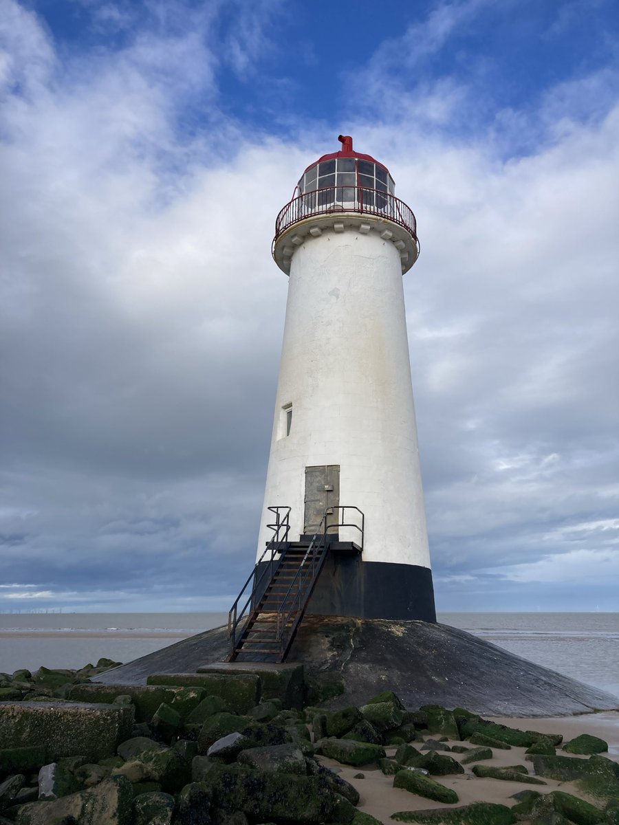 Samantha tweet media